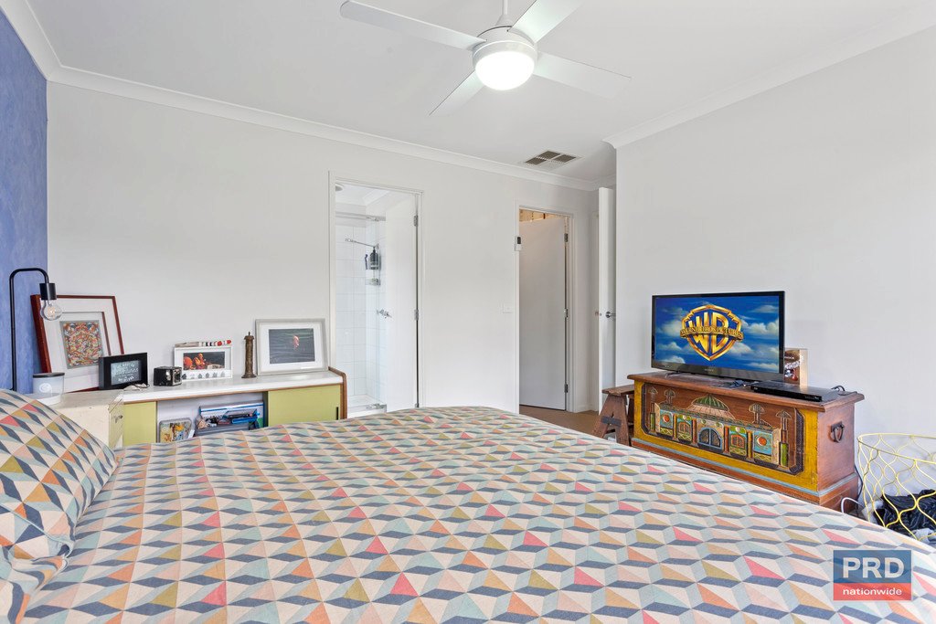 18 Caulfield Drive ASCOT 10