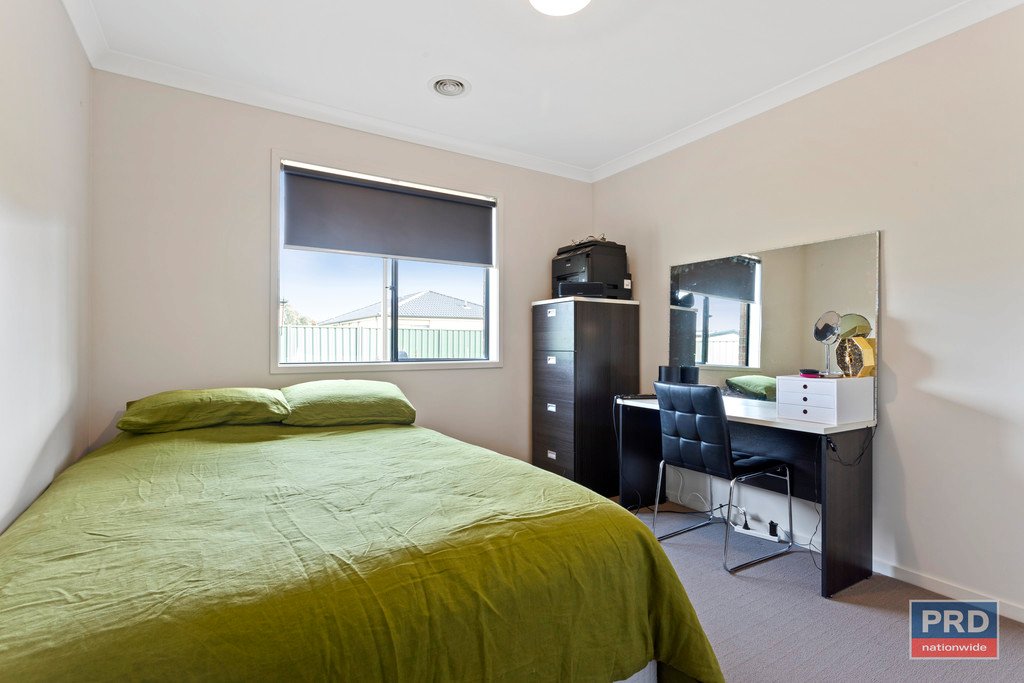 18 Caulfield Drive ASCOT 14