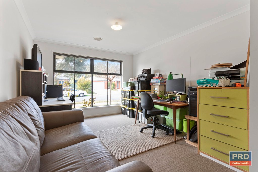 18 Caulfield Drive ASCOT 16