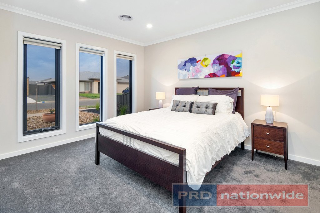 18 Charolais Street DELACOMBE 3