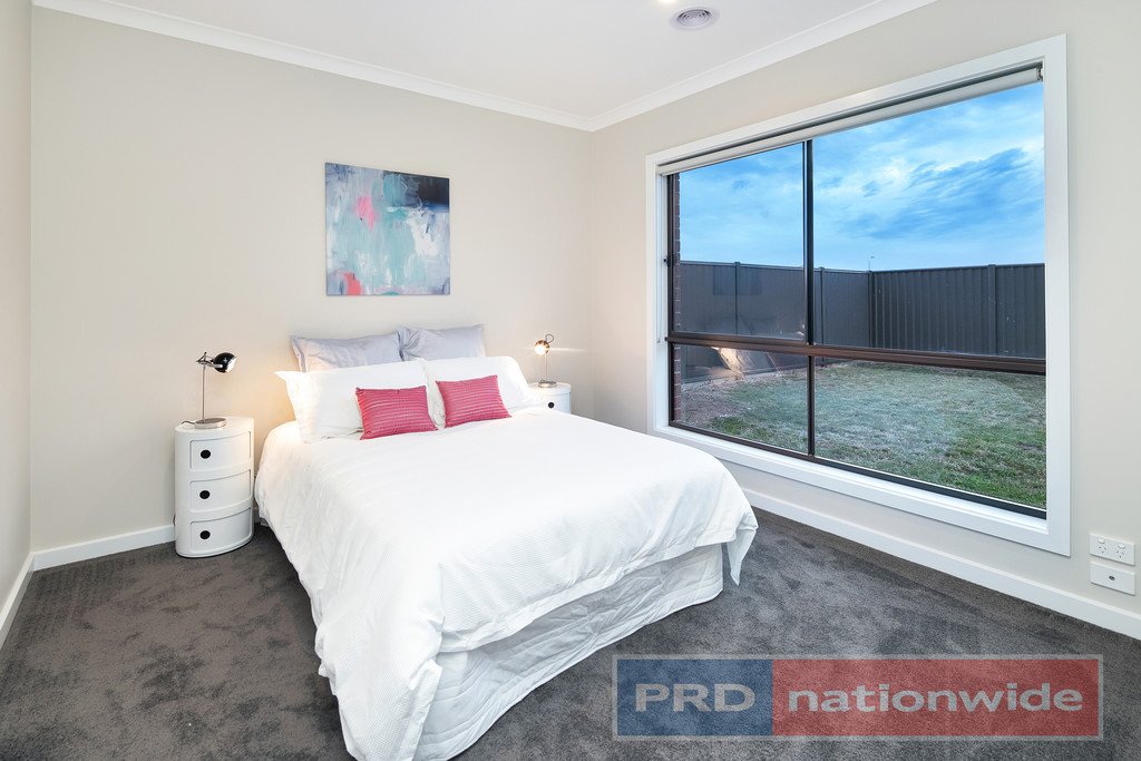 18 Charolais Street DELACOMBE 8