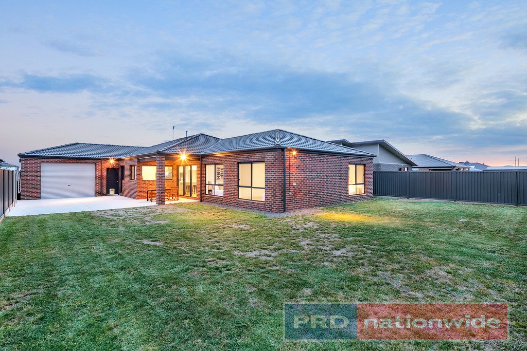 18 Charolais Street DELACOMBE 12