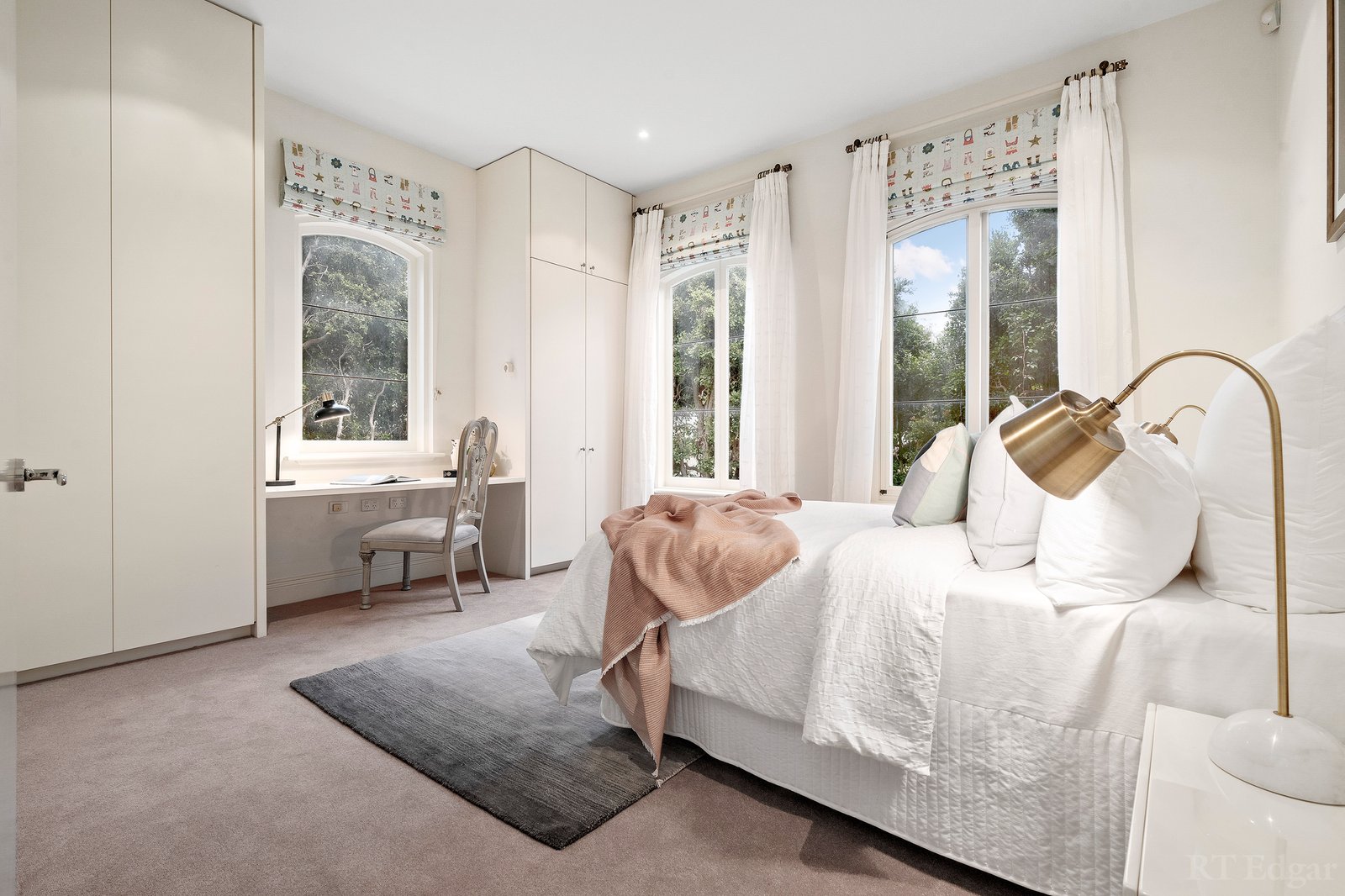 Real Estate and Property in 18 Chatfield Avenue, Balwyn, VIC