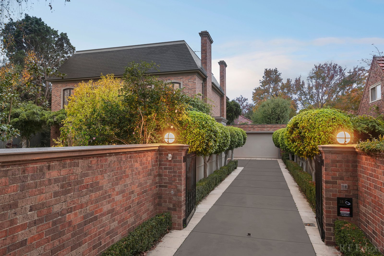 Real Estate and Property in 18 Chatfield Avenue, Balwyn, VIC