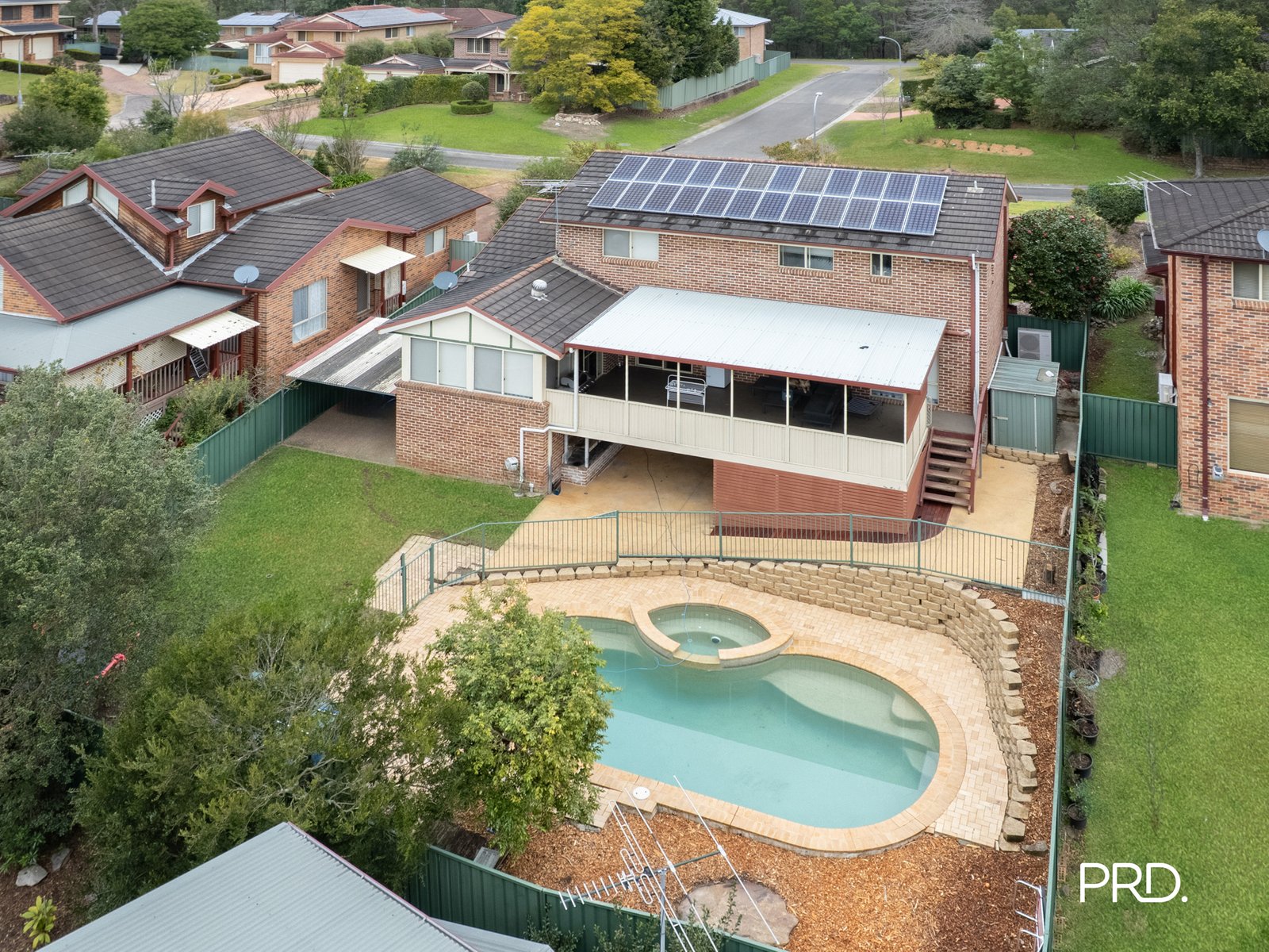 18 Chaucer Place WINMALEE 16