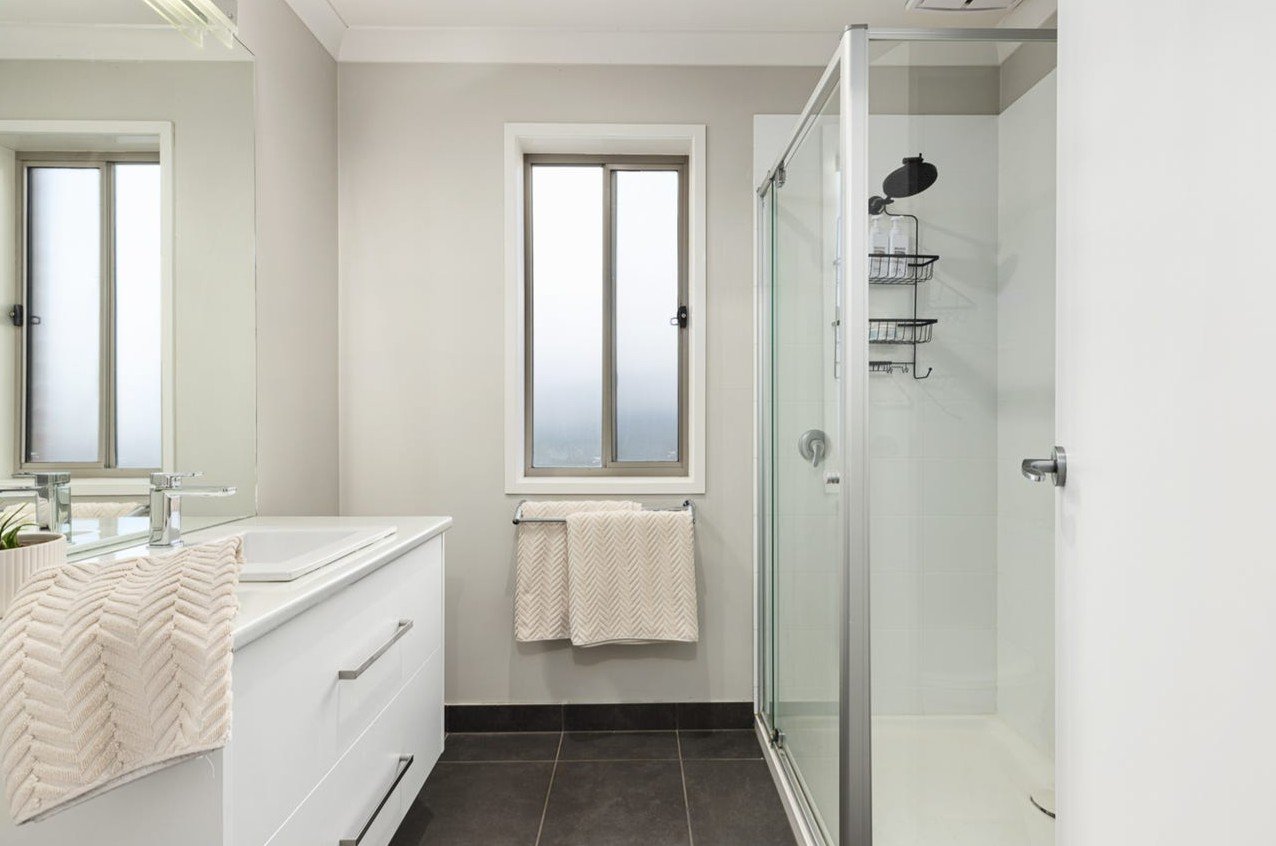 18 Chiara Court BROWN HILL 7