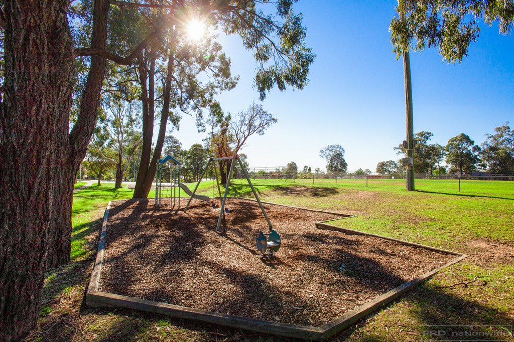 18 Chidley Crescent METFORD 3