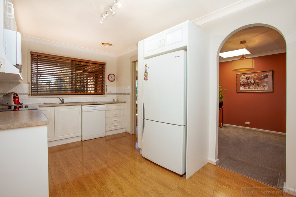 18 Chidley Crescent METFORD 7