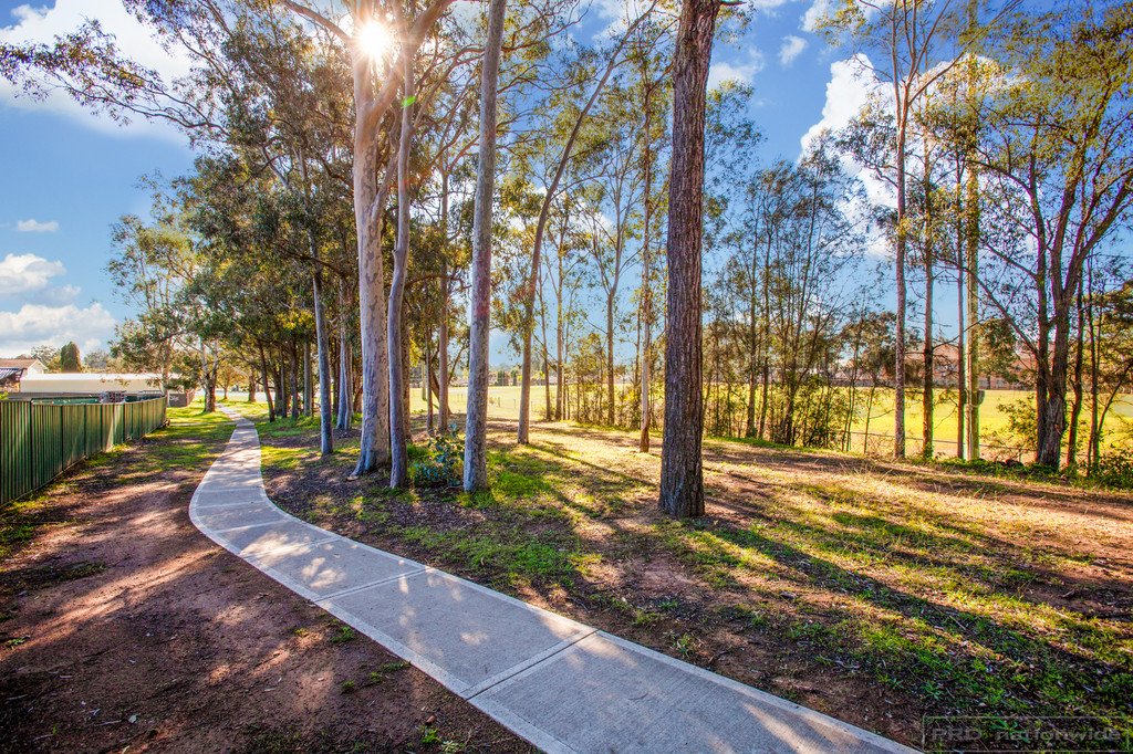 18 Chidley Crescent METFORD 16