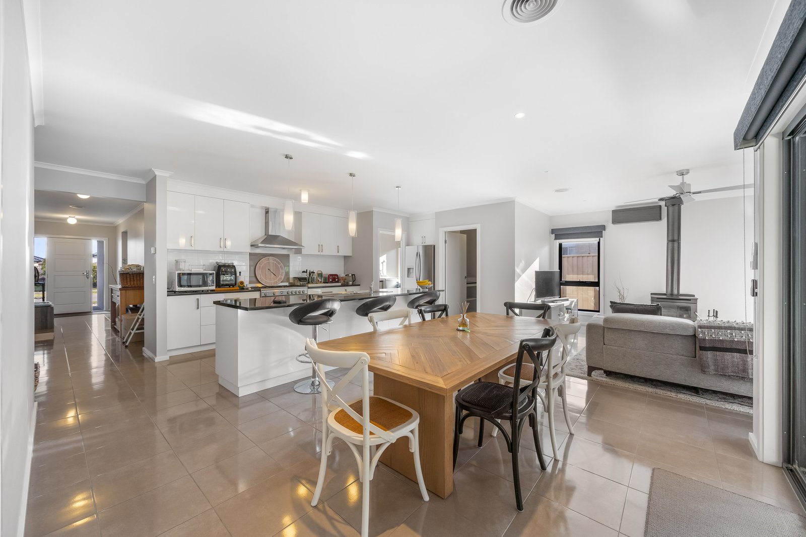 Gallery: 18 Chifley Drive
