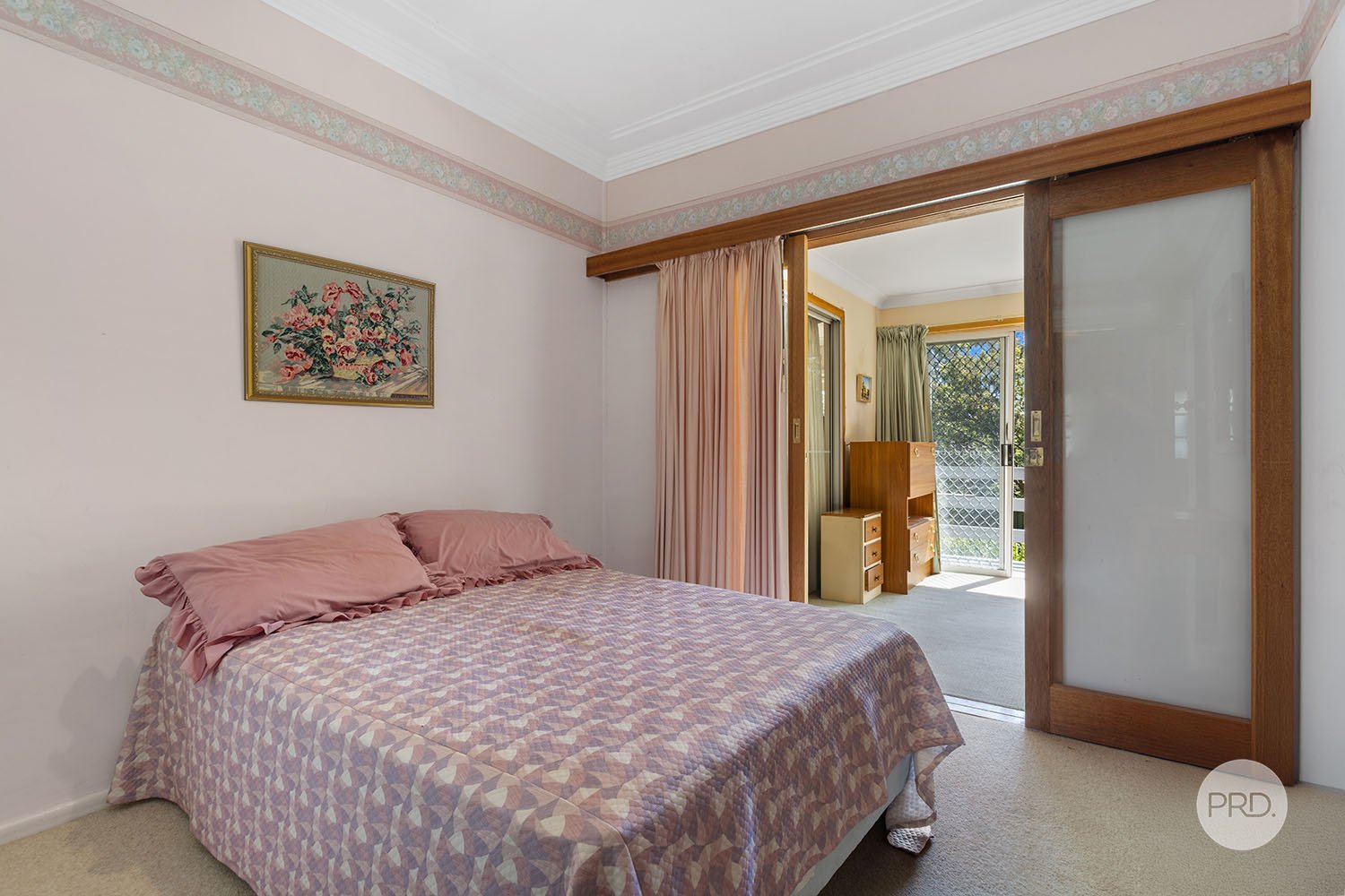 18 Chivers Avenue LUGARNO 11