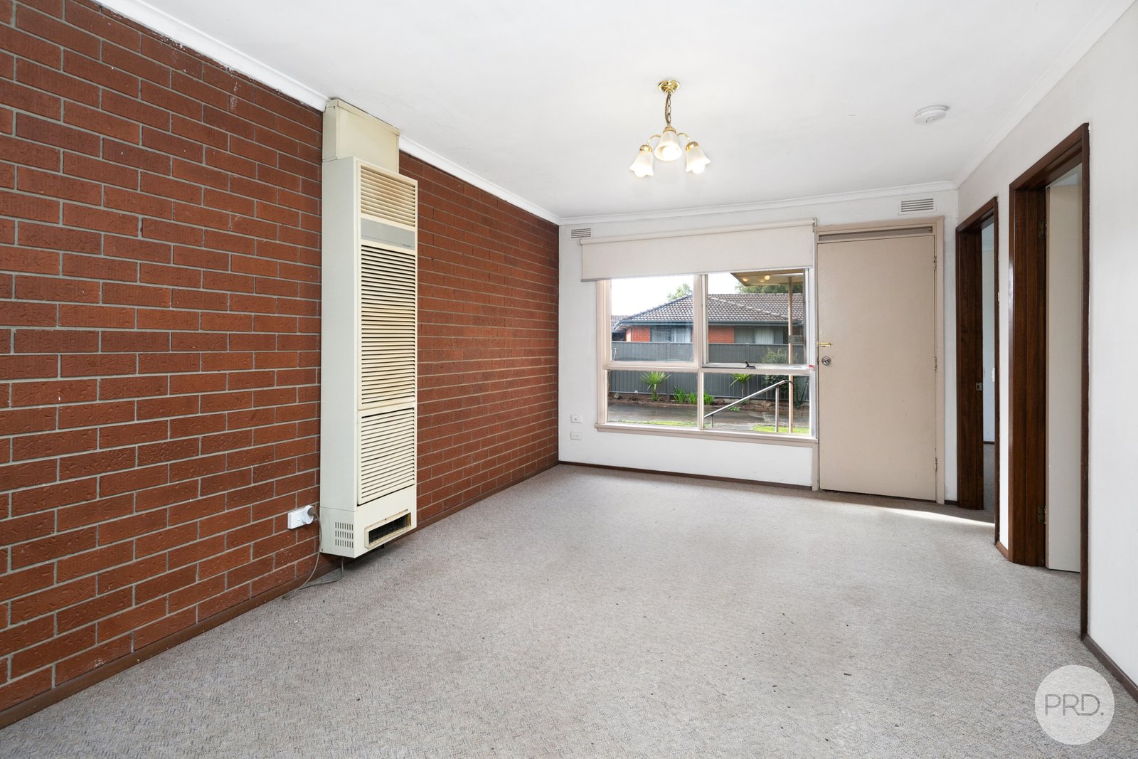 1/8 Christine Avenue ALFREDTON 2