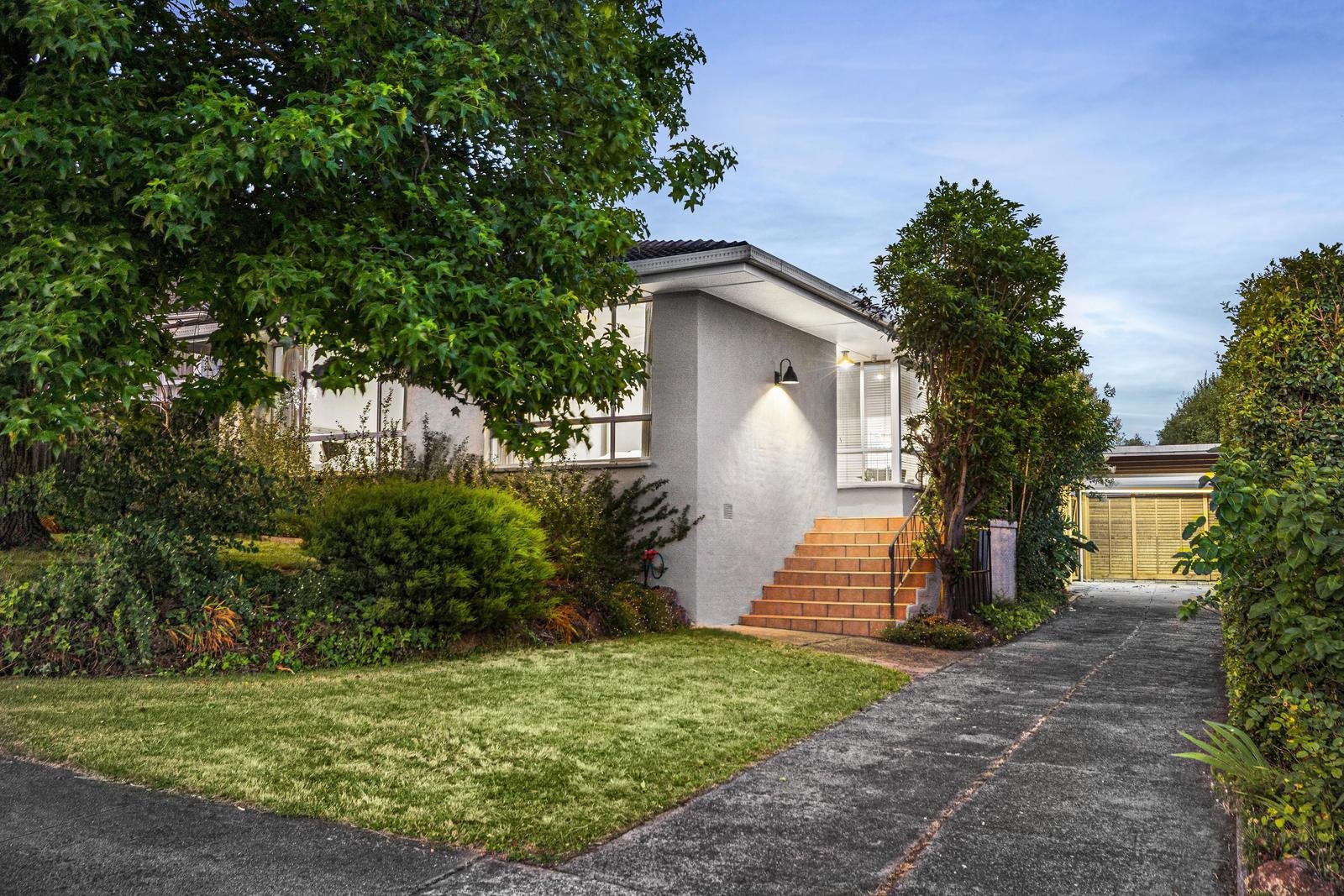 18 Christine Street, Viewbank VIC 3084