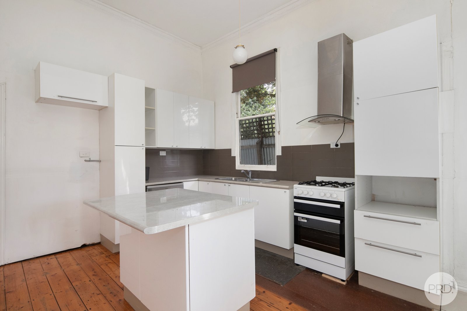 18 Church Street NEWINGTON 2