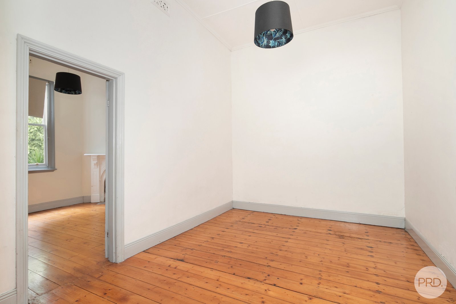 18 Church Street NEWINGTON 9