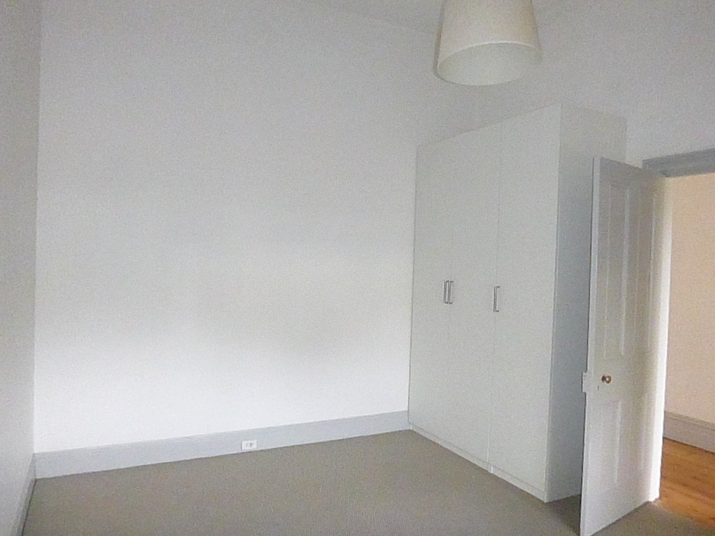 18 Church Street NEWINGTON 6