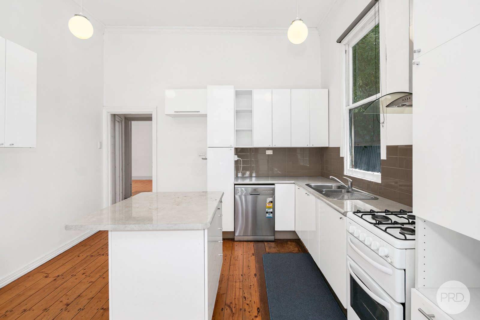 18 Church Street NEWINGTON 8