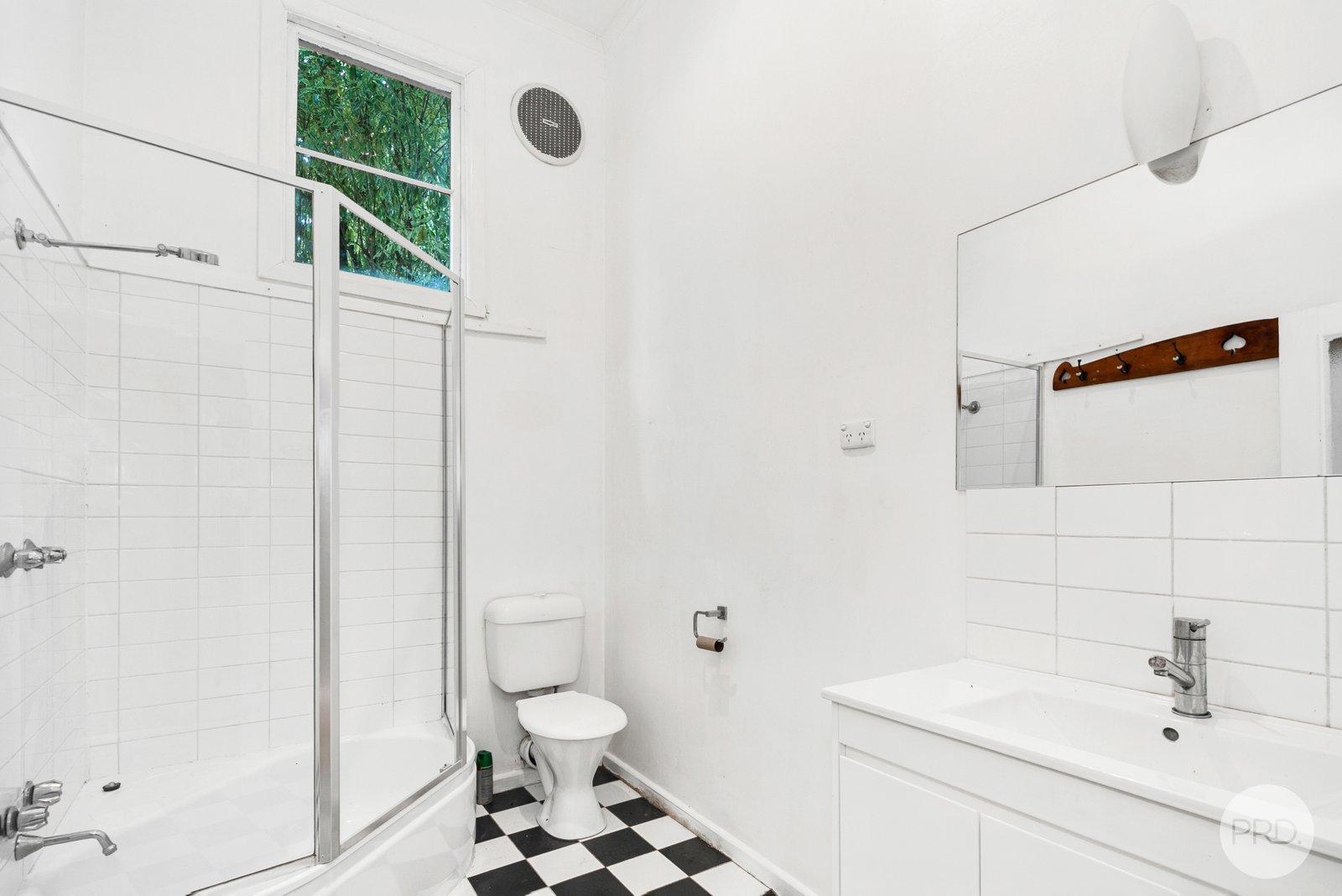18 Church Street NEWINGTON 13