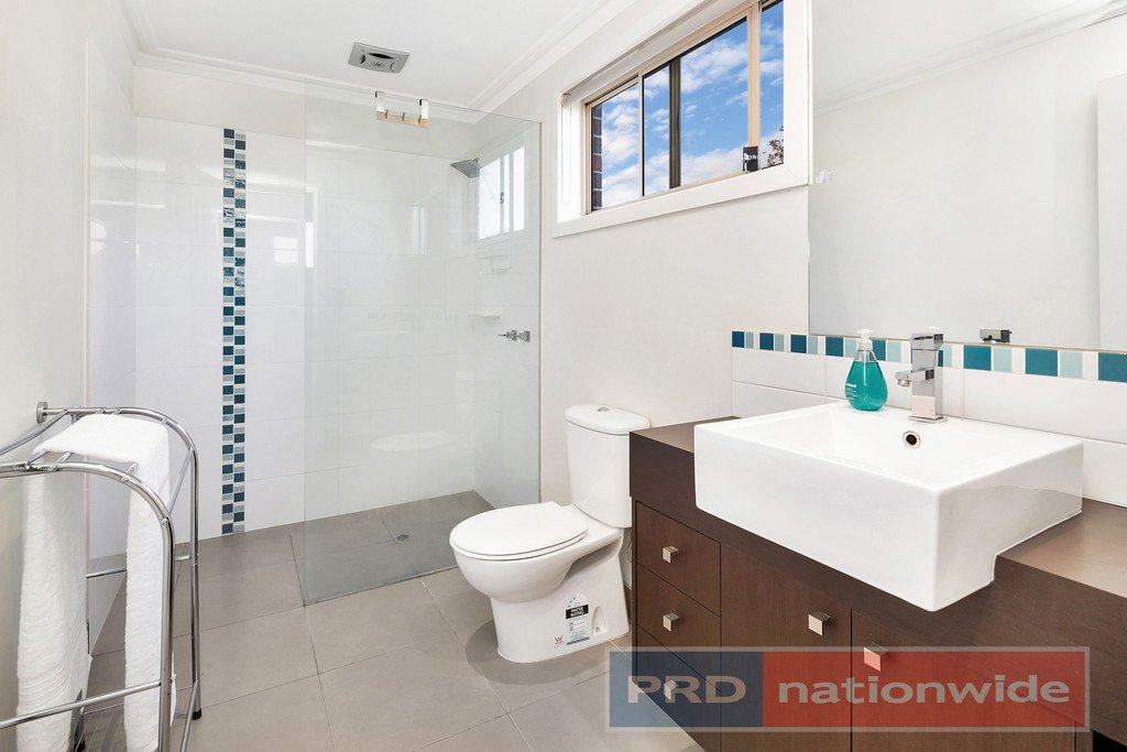 18 Collard Street NEWINGTON 8