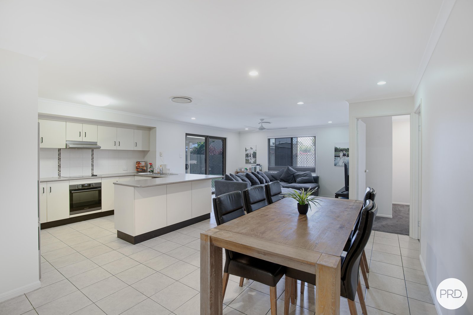 18 Collett Court MARIAN 6