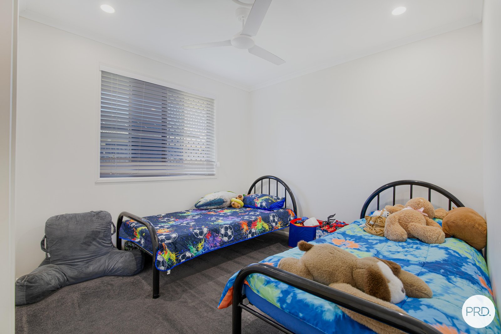 18 Collett Court MARIAN 15