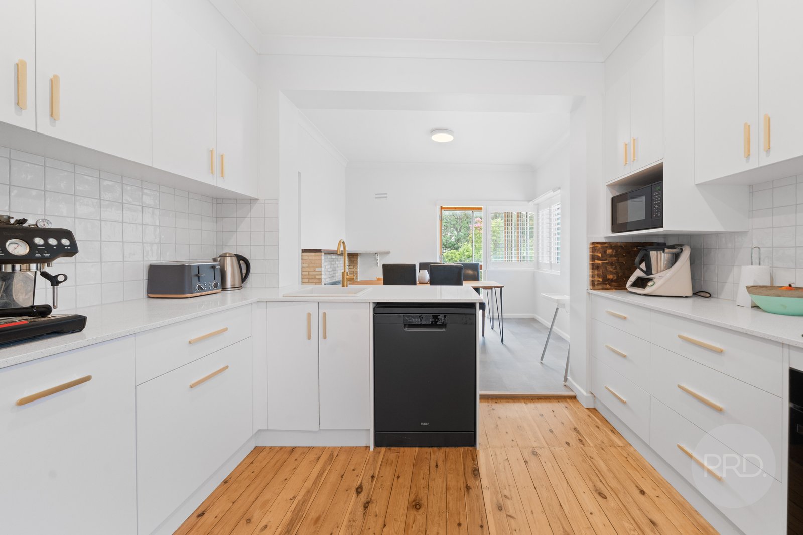 18 Colong Place KOORINGAL 8