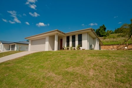 18 Companion Way CANNONVALE 1