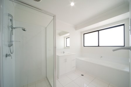 18 Companion Way CANNONVALE 7