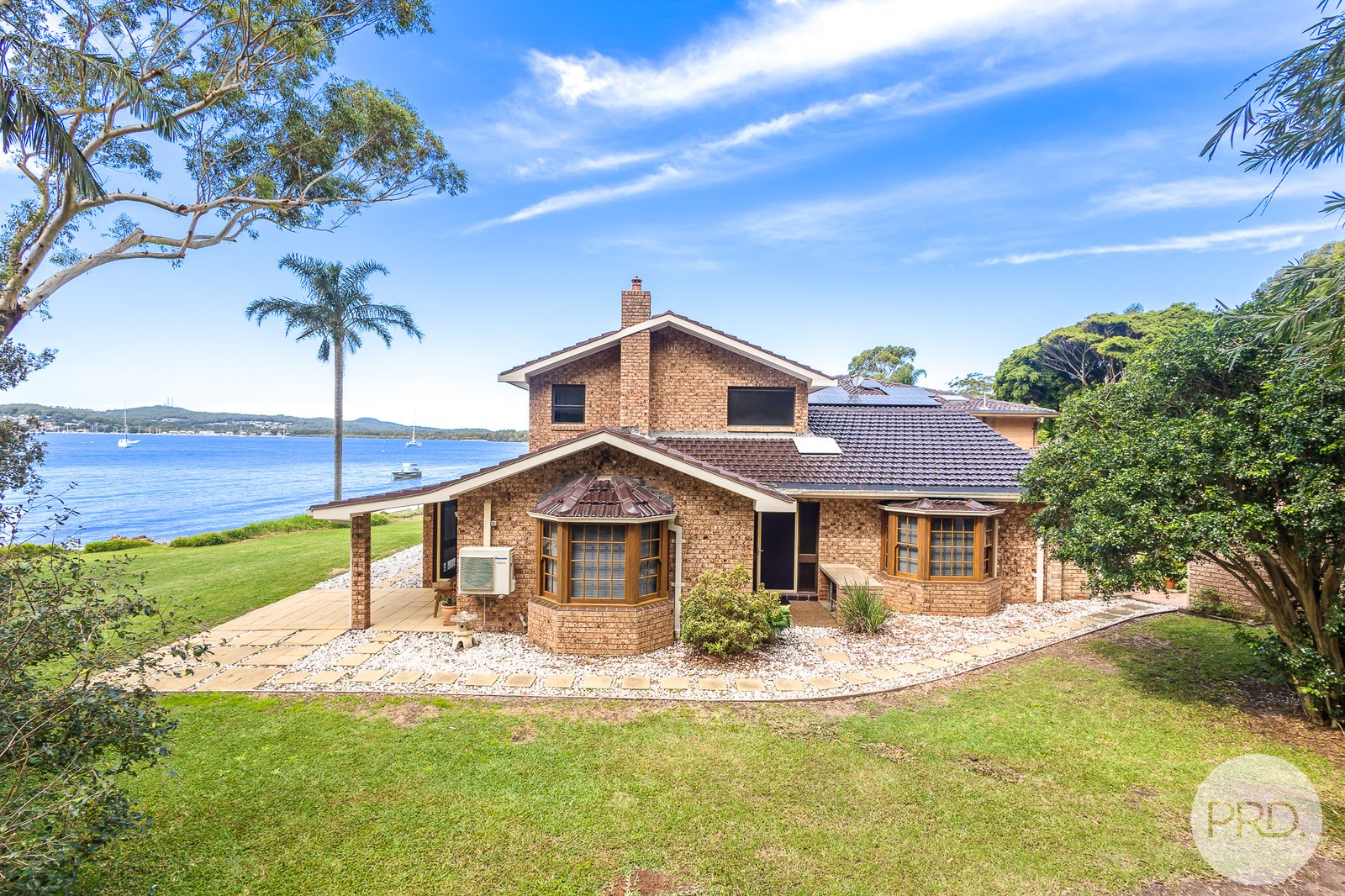 18 Cook Street SALAMANDER BAY 2