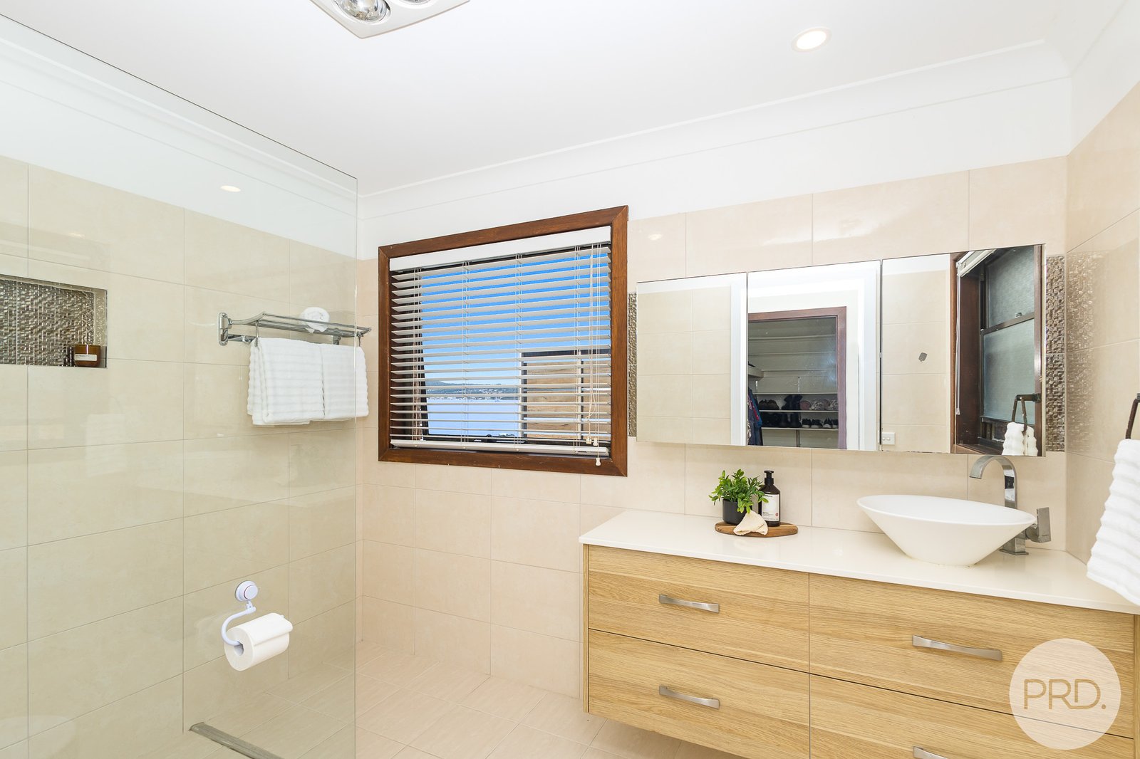 18 Cook Street SALAMANDER BAY 16