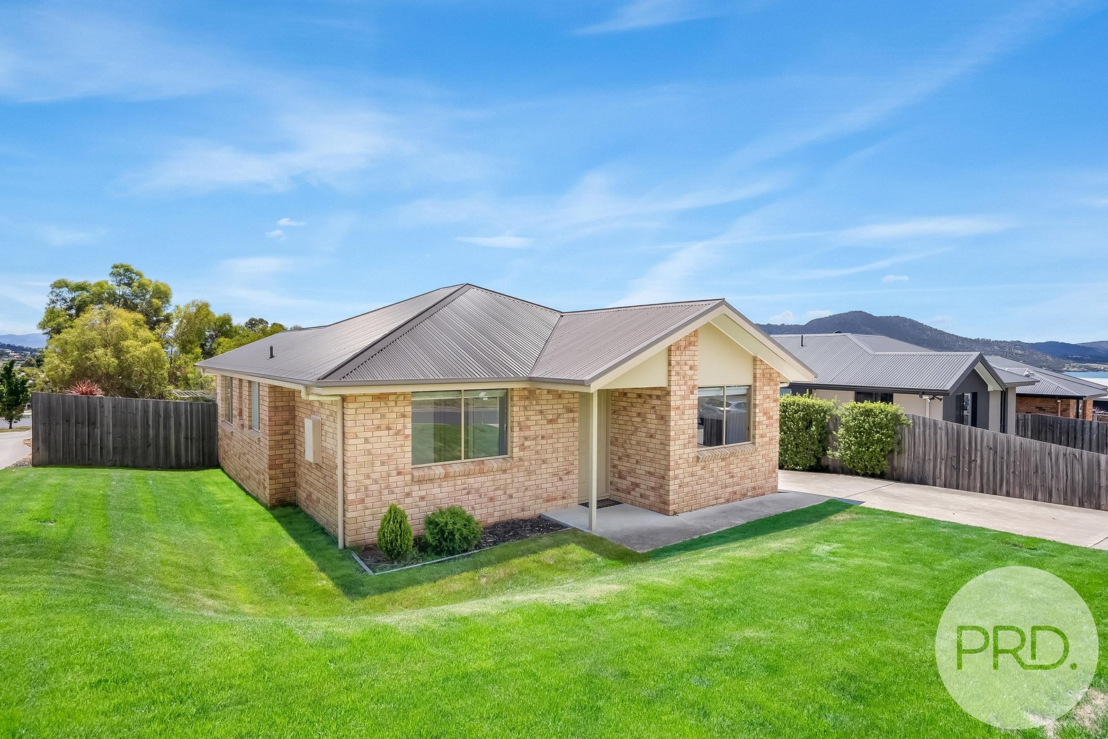 18 Coraki Street CHIGWELL 2