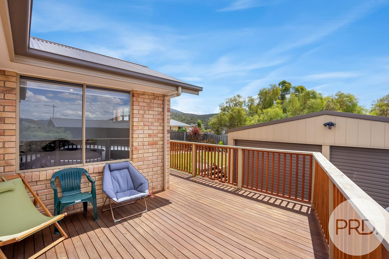 18 Coraki Street CHIGWELL 14