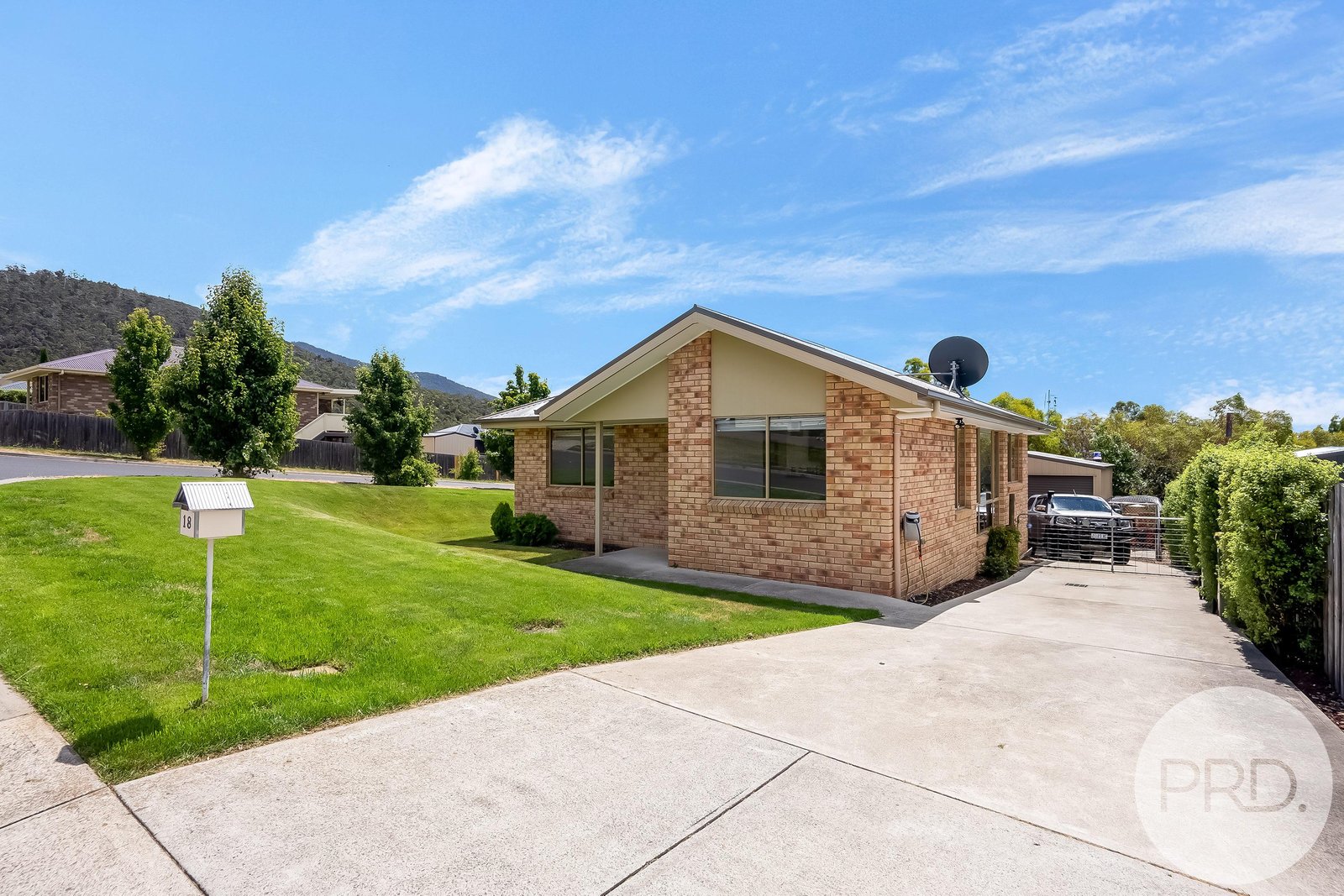 18 Coraki Street CHIGWELL 23