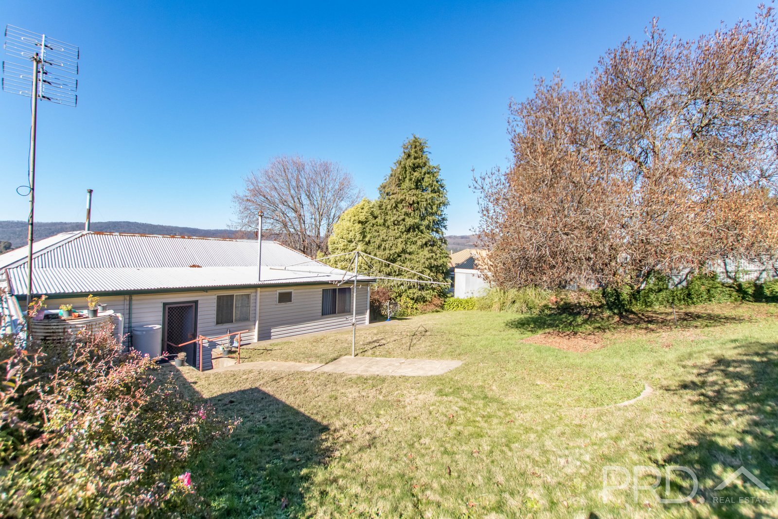 18 Corralyn Avenue BATLOW 11