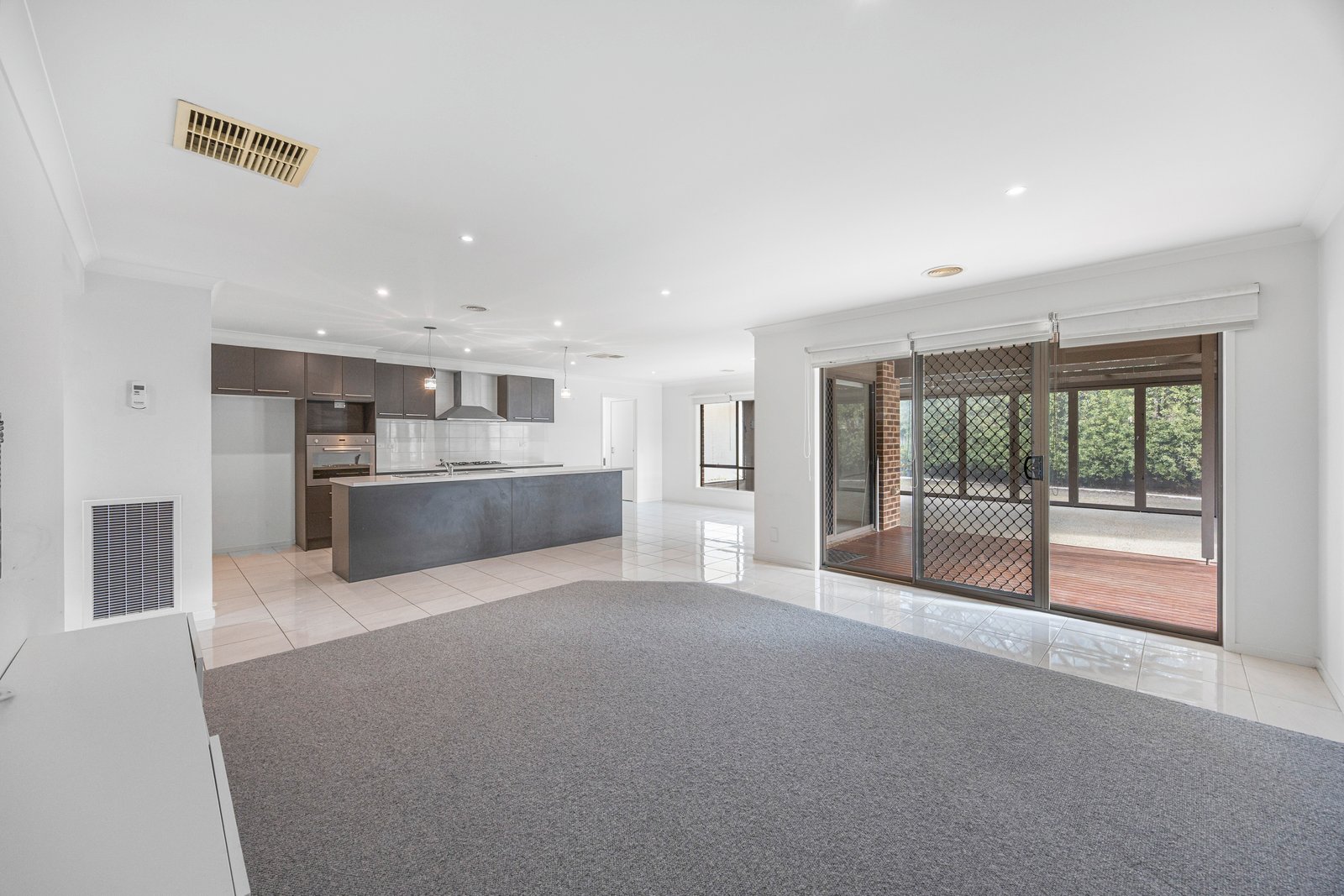 Gallery: 18 Cotswold Drive