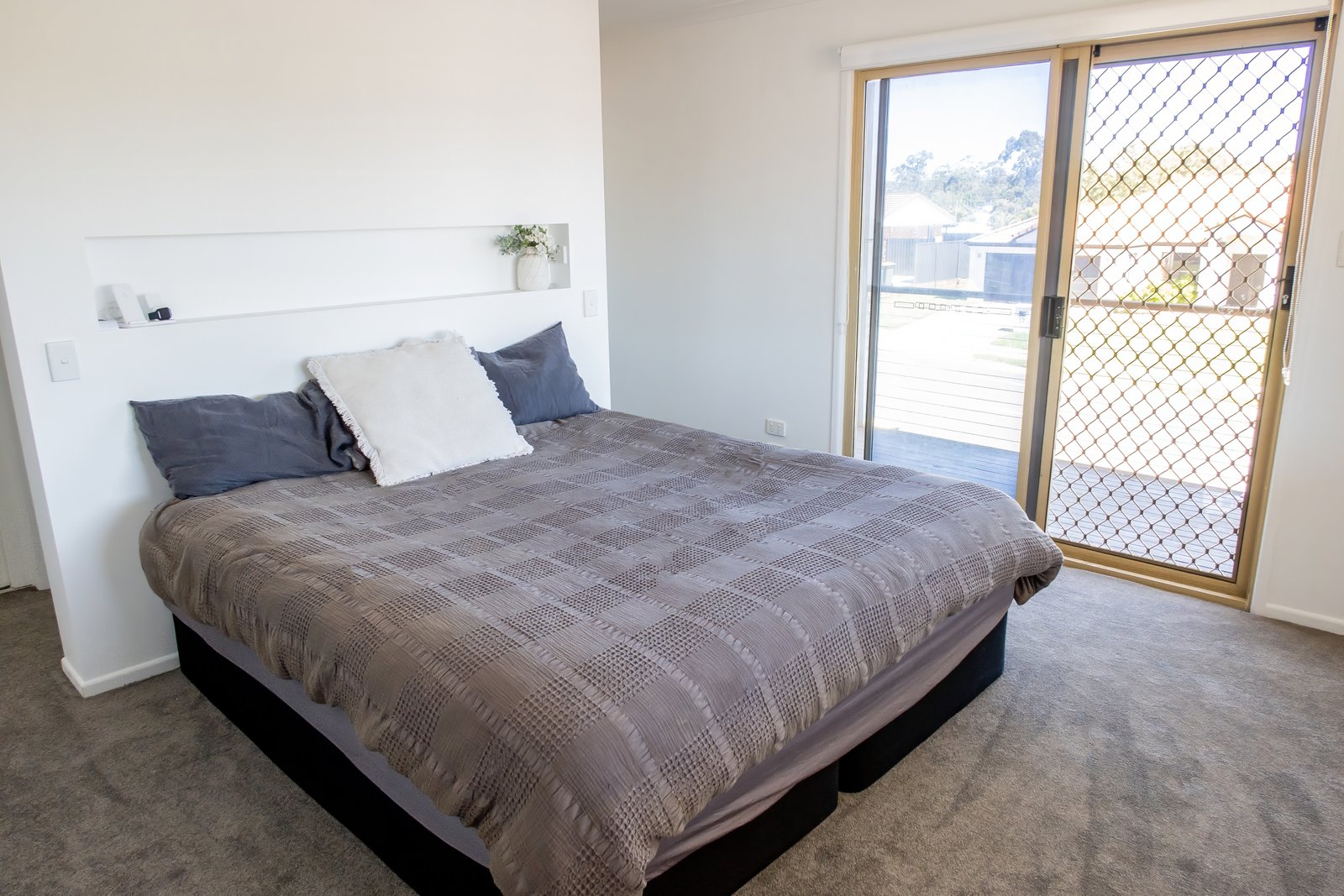 18 Cremorne Drive TANNUM SANDS 8