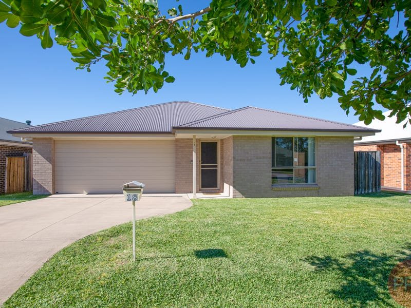 18 Crestview Street GILLIESTON HEIGHTS 1