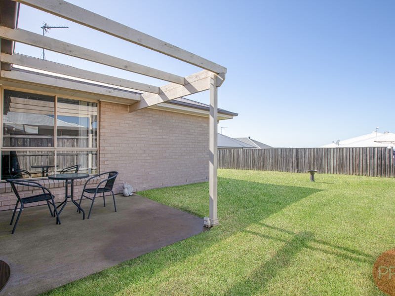 18 Crestview Street GILLIESTON HEIGHTS 11
