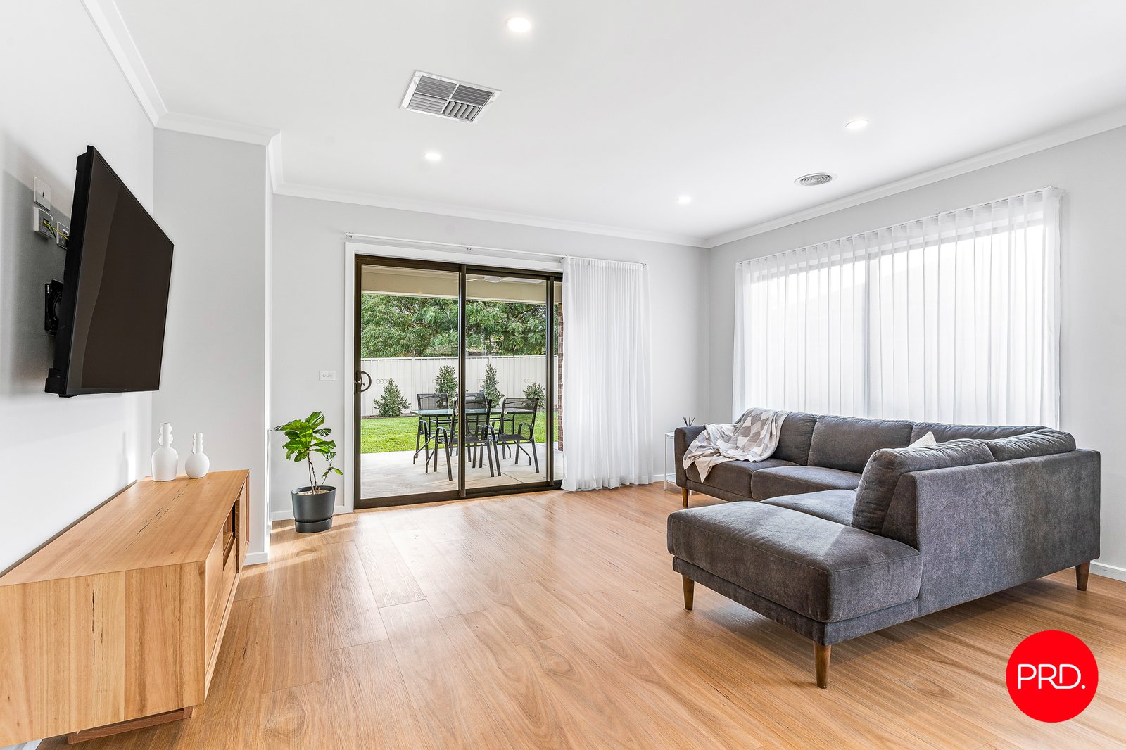 18 Cumberland Terrace STRATHFIELDSAYE 7