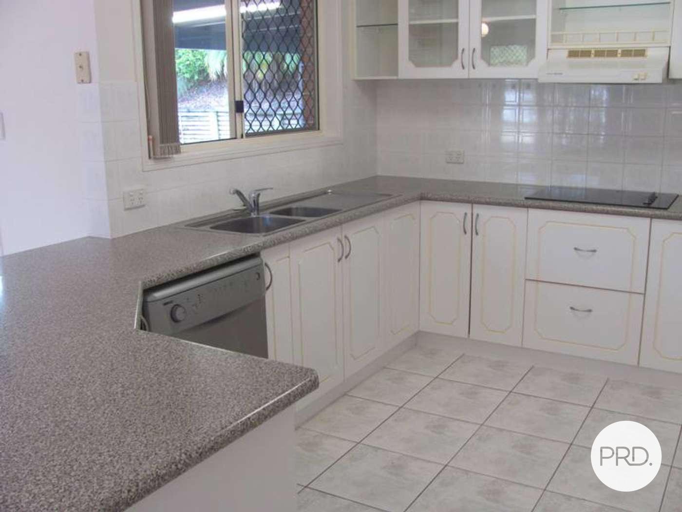 18 Curtis Avenue BOYNE ISLAND 3