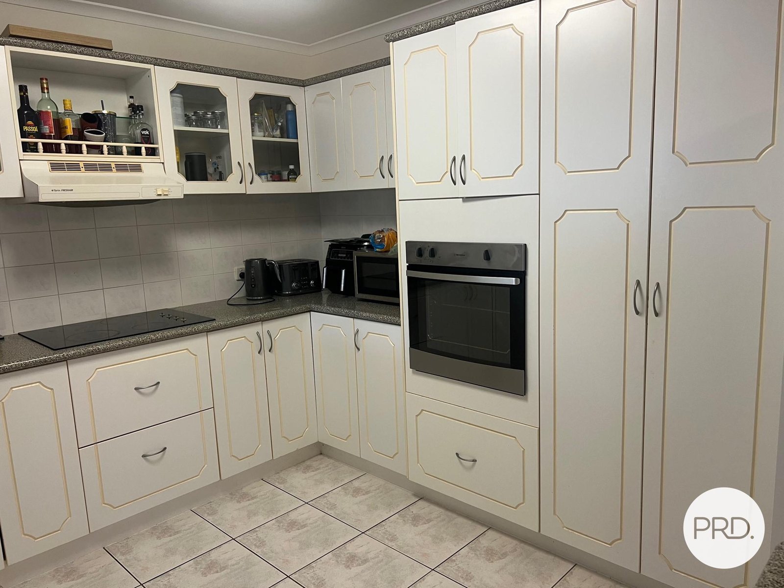 18 Curtis Avenue BOYNE ISLAND 4