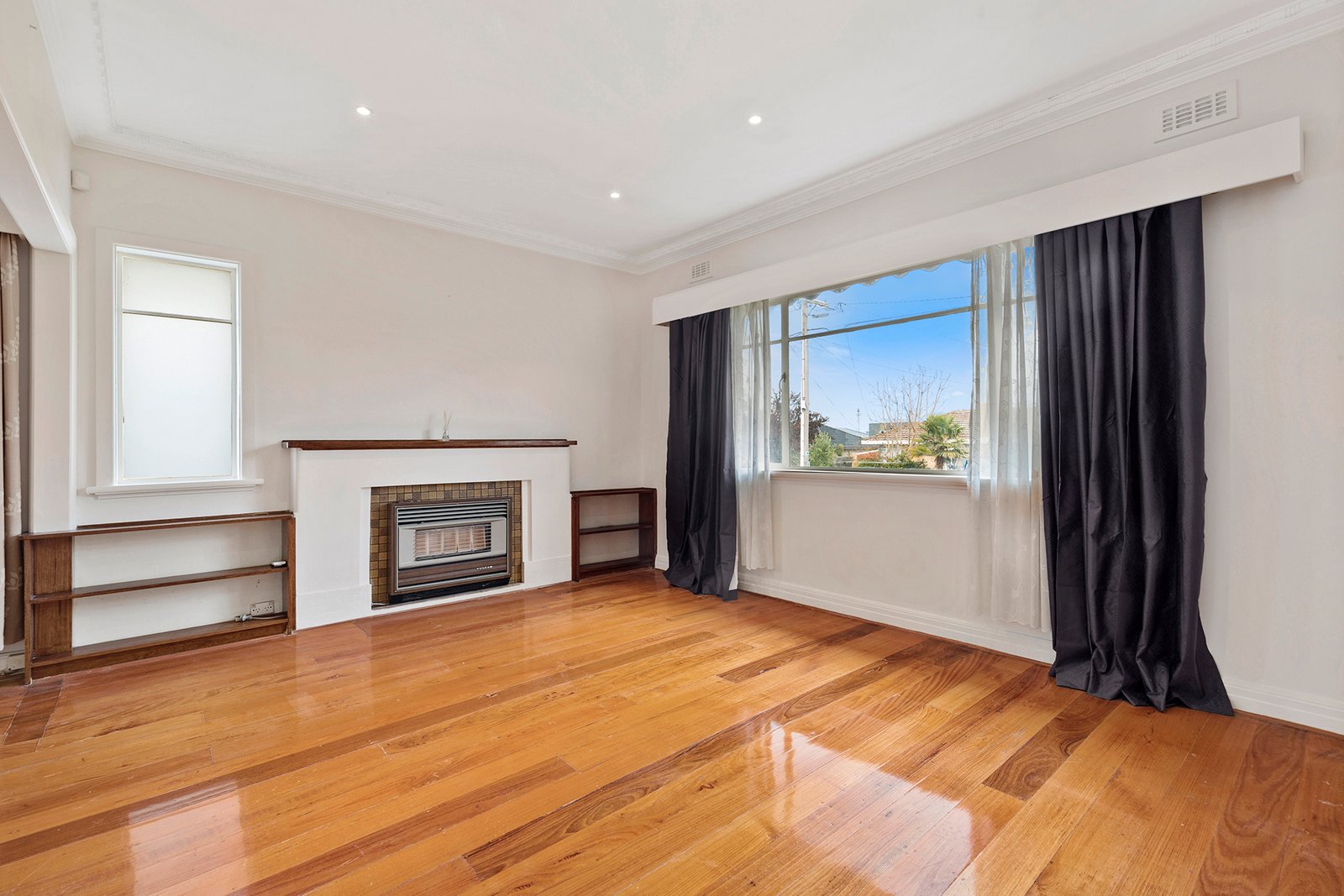 Gallery: 18 Cushing Avenue
