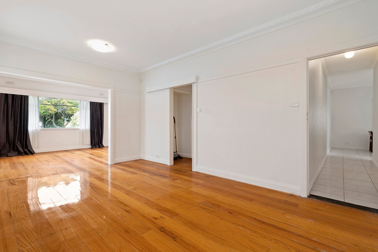 Gallery: 18 Cushing Avenue