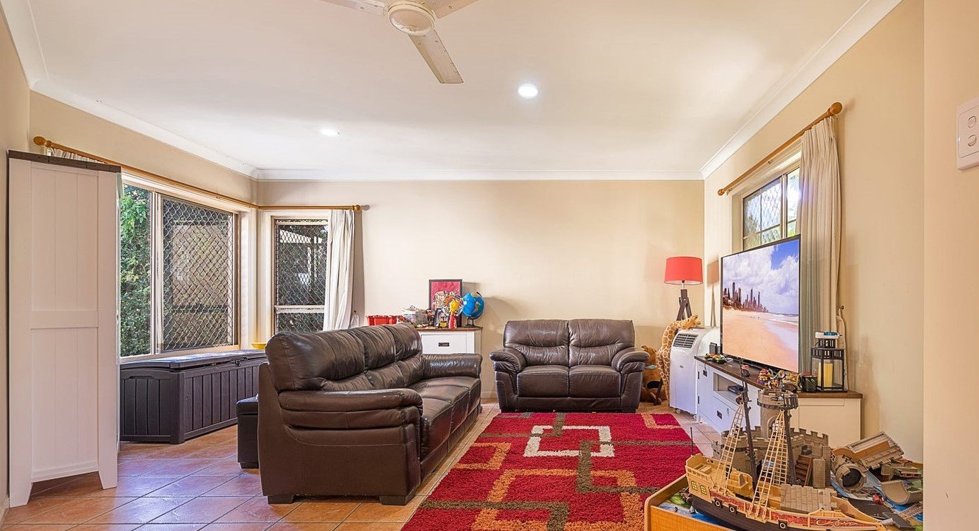 18 Devco Place ASHMORE 2