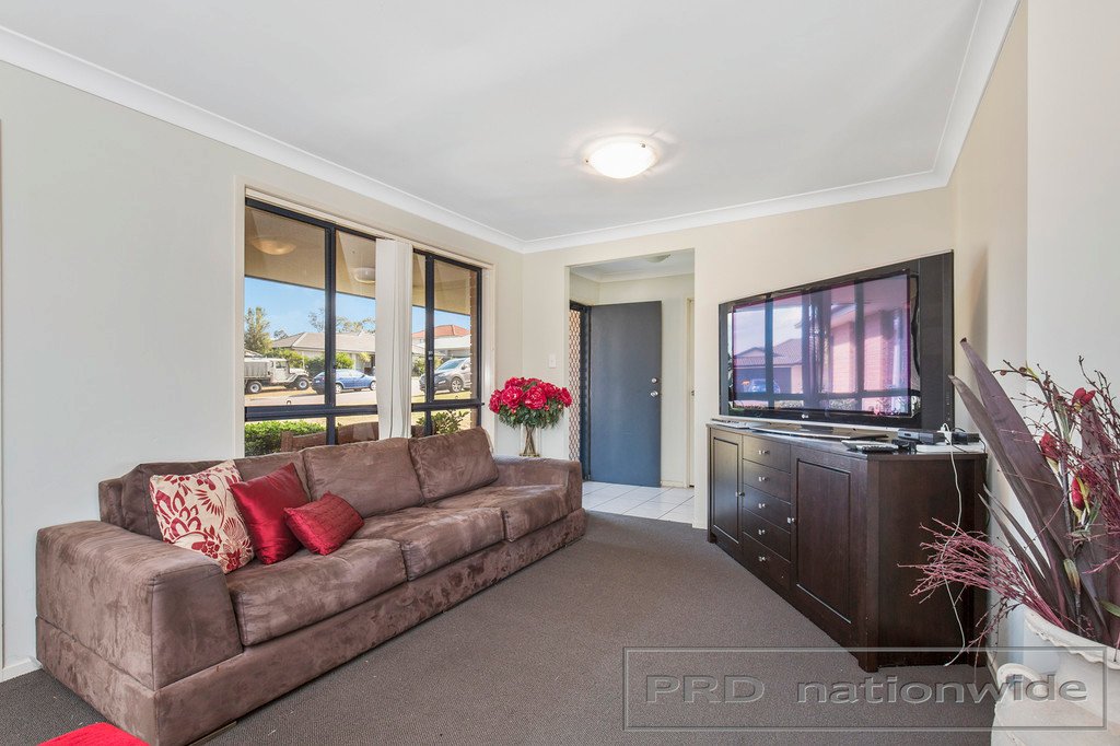 18 Diamond Circuit RUTHERFORD 4