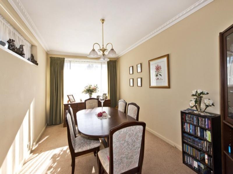 Gallery: 18 Douglas Street