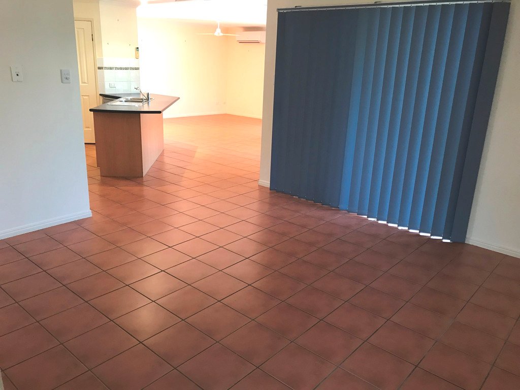 18 DOUGLAS Street TANNUM SANDS 8