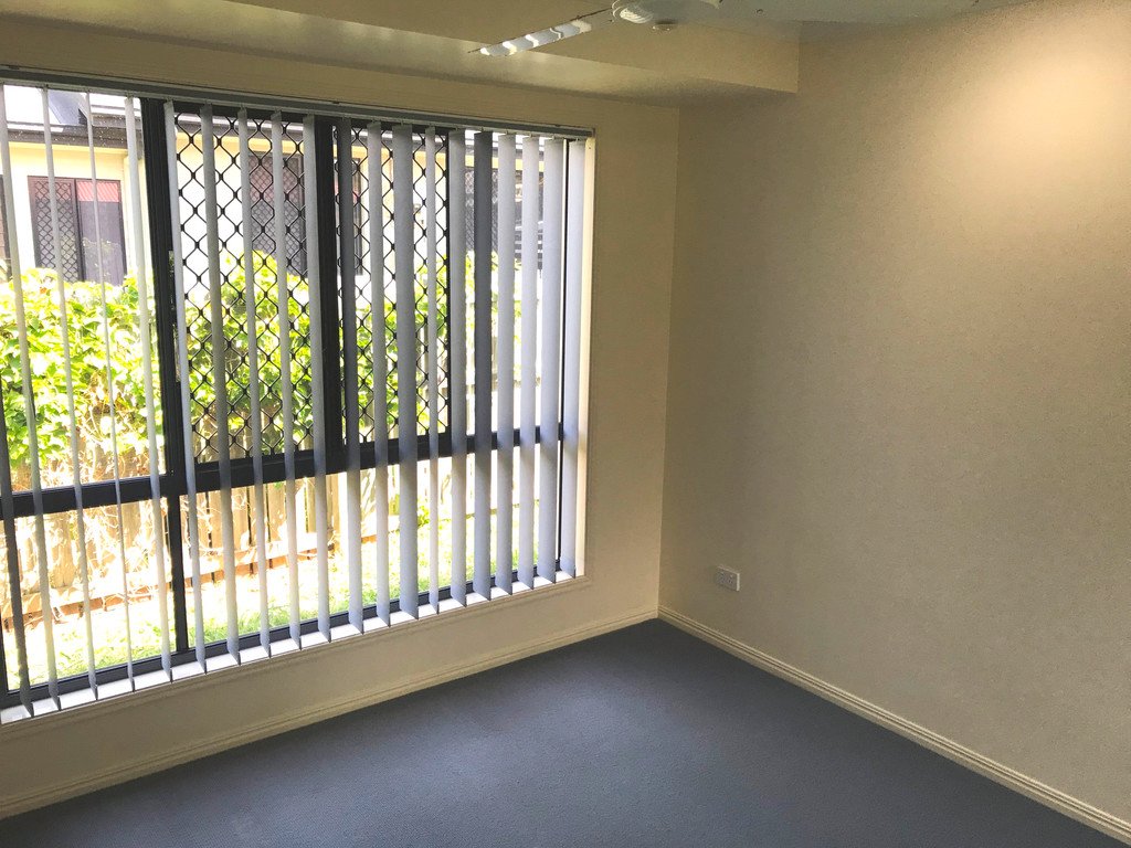 18 DOUGLAS Street TANNUM SANDS 12