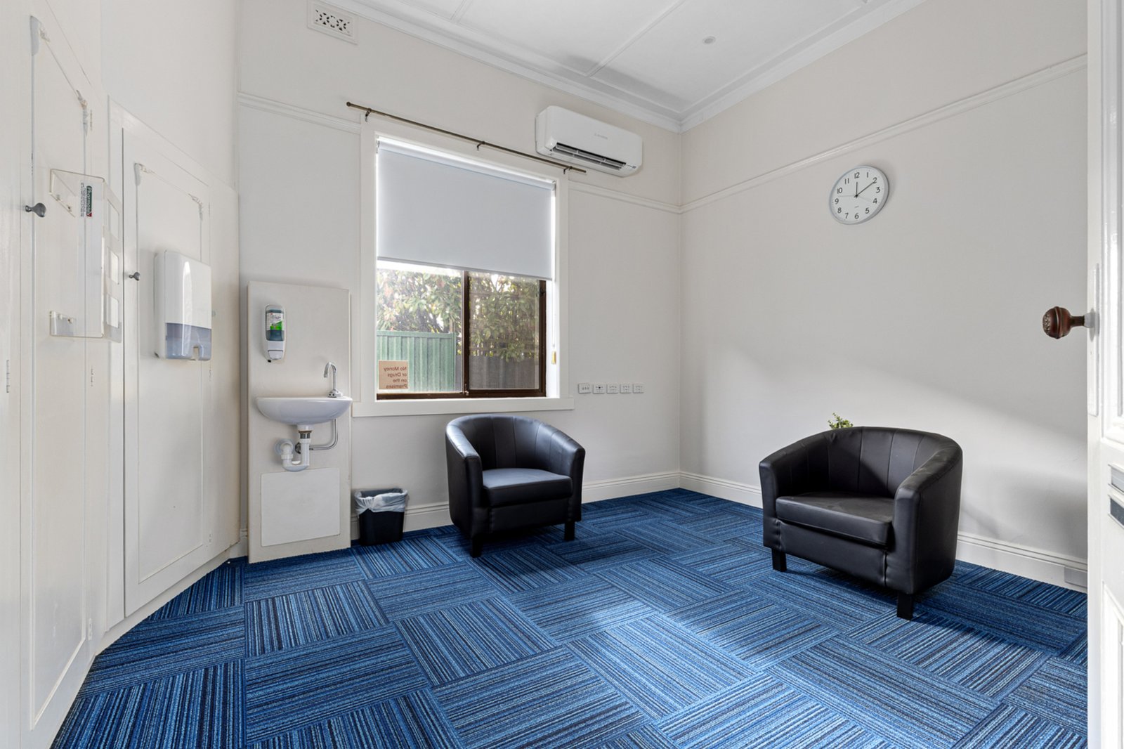 Gallery: 18 Drummond Street North