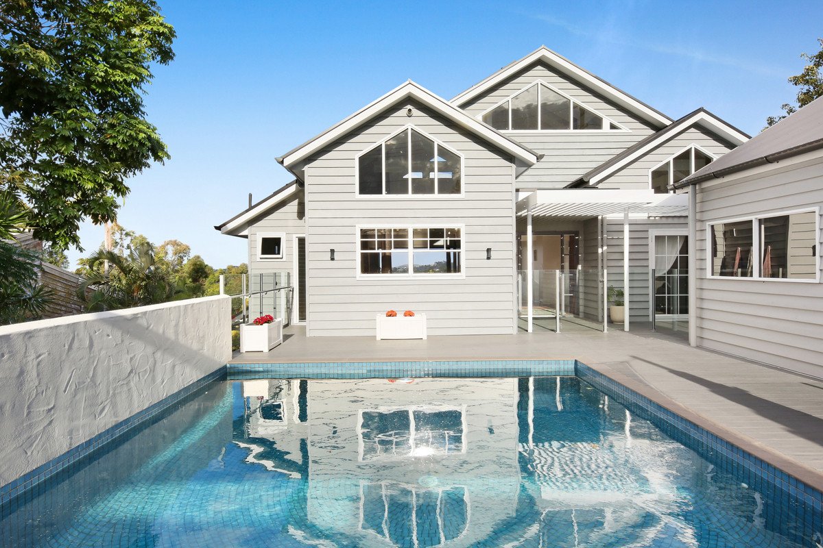 18 Dulcie Drive Burleigh Heads 2